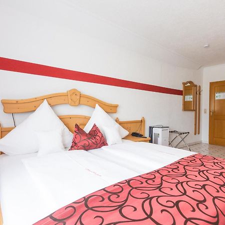 Hotel Weinhaus Wiedemann Ginsheim-Gustavsburg Chambre photo